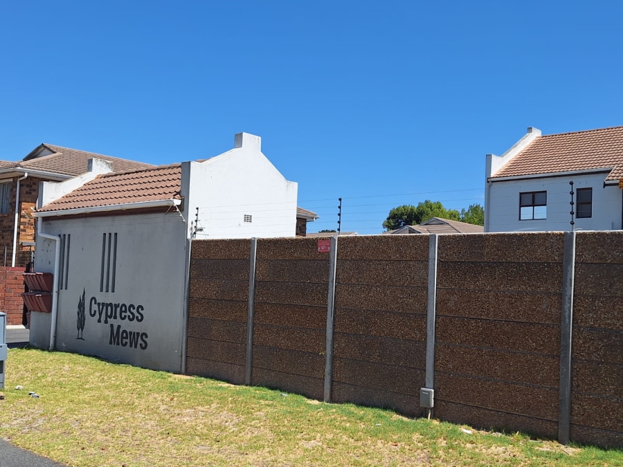 2 Bedroom Property for Sale in Thornton Western Cape